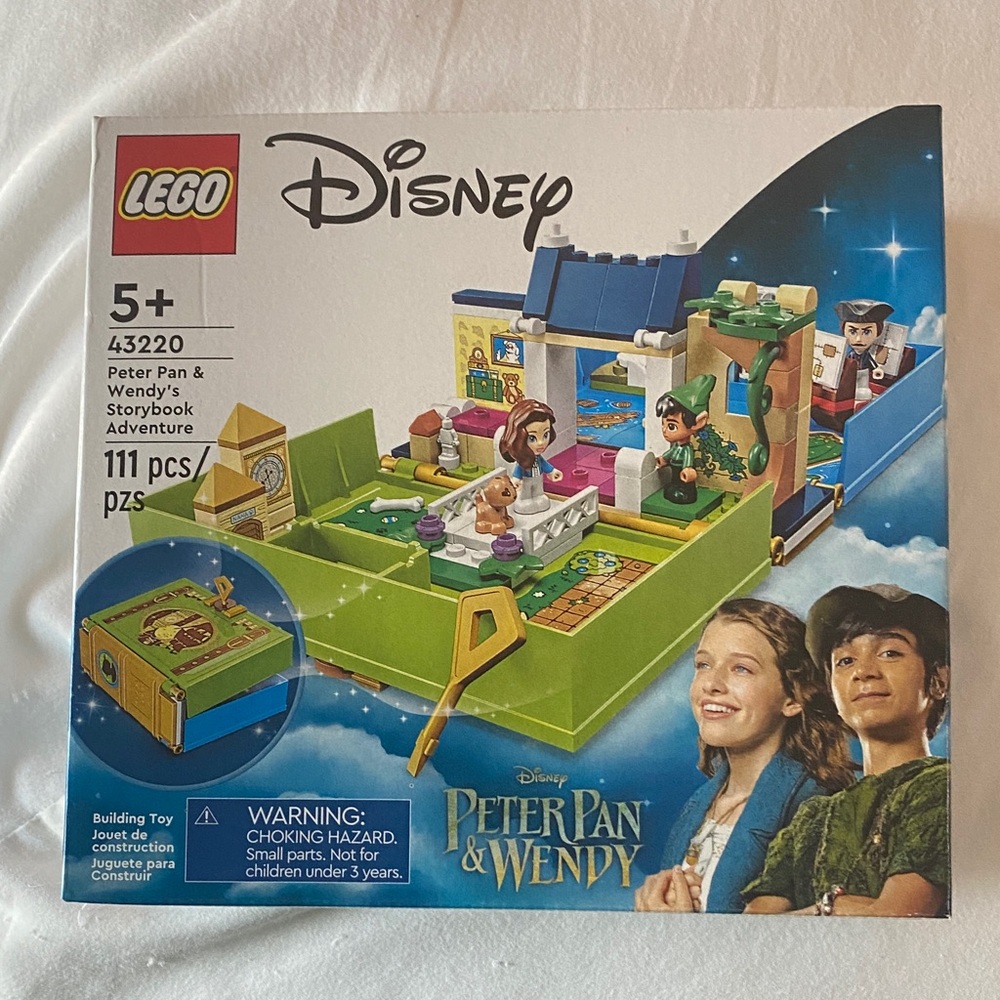 LEGO Disney Peter Pan & Wendy's Adventure Set - Green and Blue